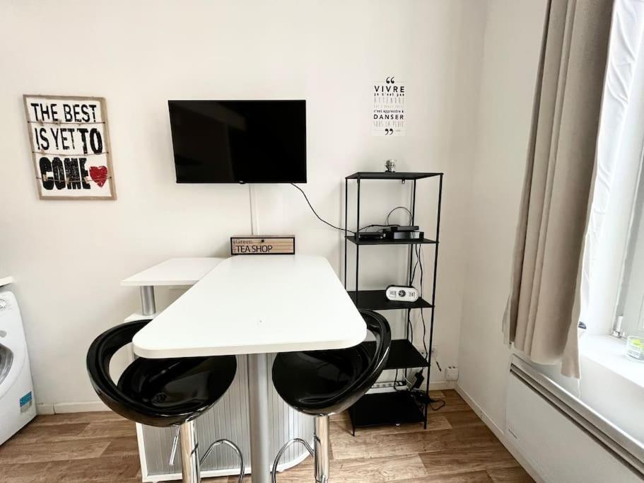 Tres Bel Appartement A 2 Pas Du Theatre Sebastopol Lille Exterior photo